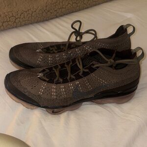 Nike Brown and Black Athletic Shoes